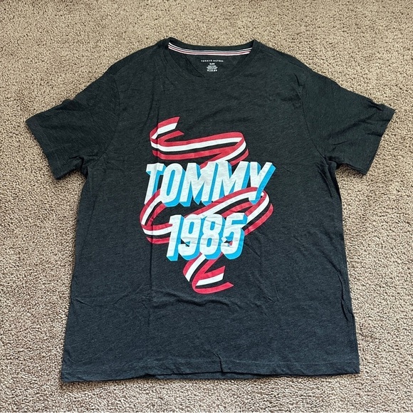 Tommy Hilfiger Other - NWOT Tommy Hilfiger Men's Dark Grey Crew Neck Half Sleeves T-shirt sz XL